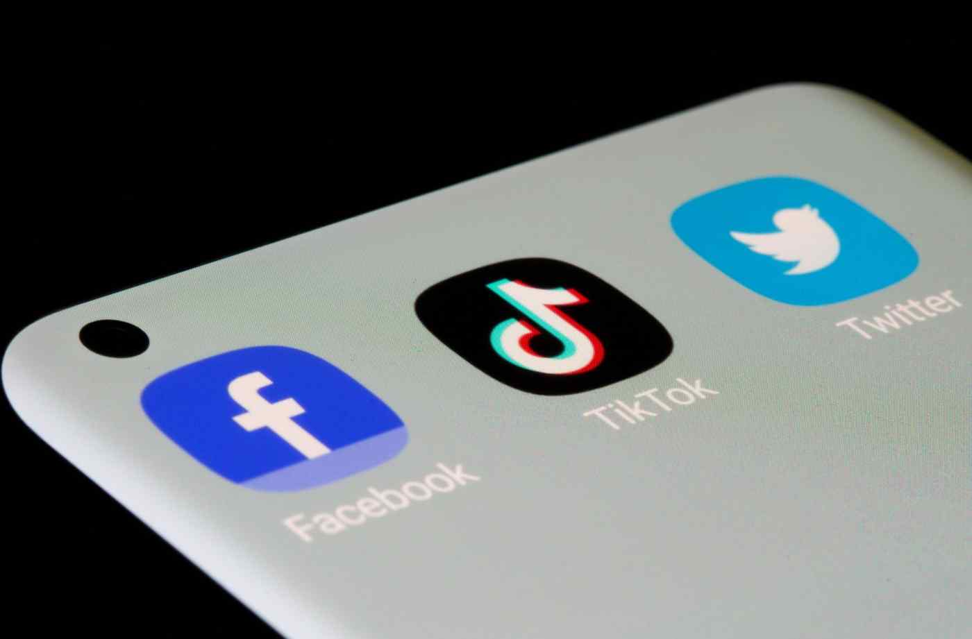 ikTok là ứng dụng truyền thông xã hội được tải xuống nhiều nhất vào năm 2020